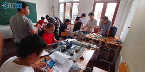 Đào Tạo Lập Trình PLC Uy Tín Tại HCM