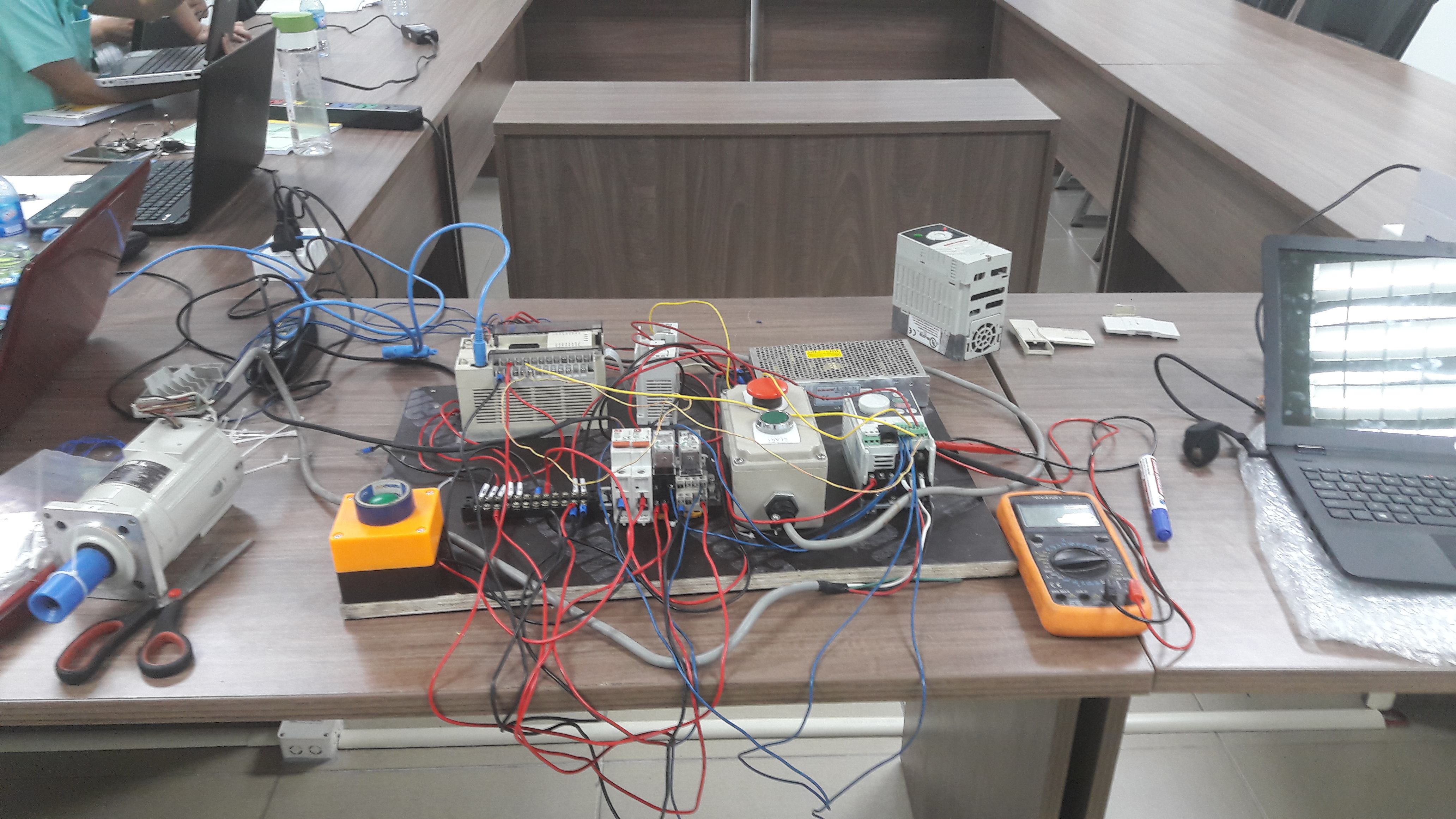 đào tạo PLC cho doanh nghiệp