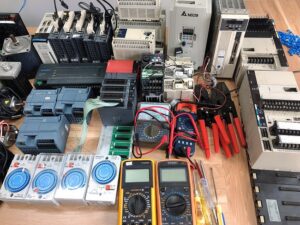 Thuê PLC HCM